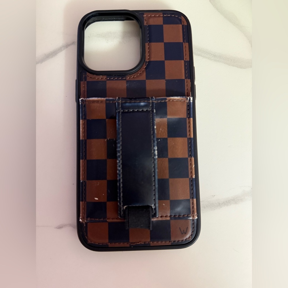 Walli - 14 pro max